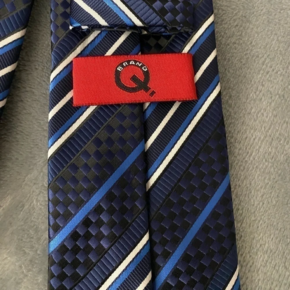 Men’s‎ Tie 100% Micro-Fiber Brand Q
